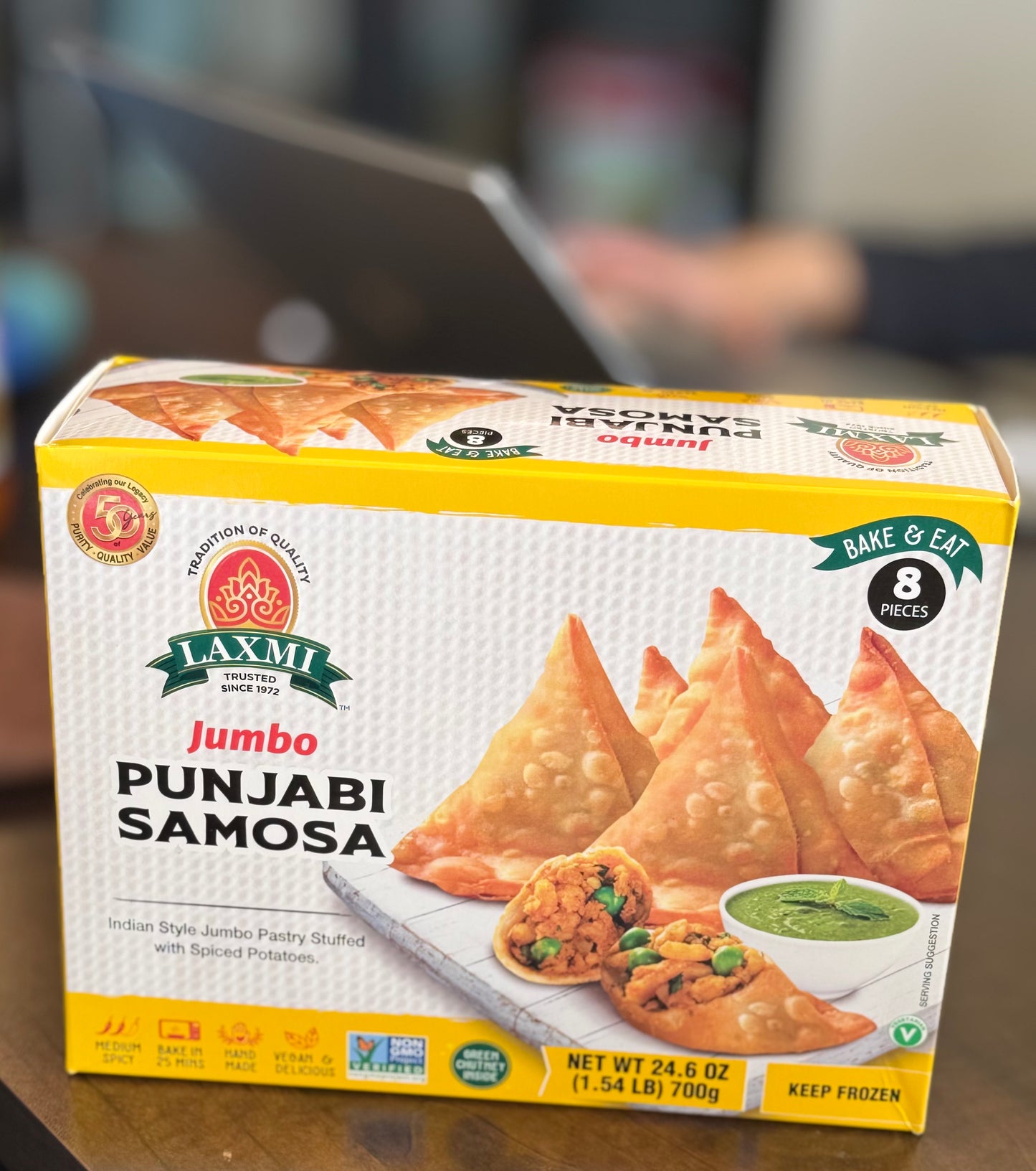 Laxmi Frozen Food Jumbo Punjabi Samosa 24.6oz / 1.54lb / 700g