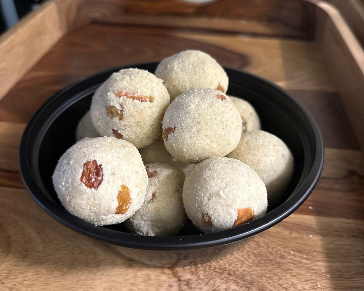 Rava Ladoo (each)